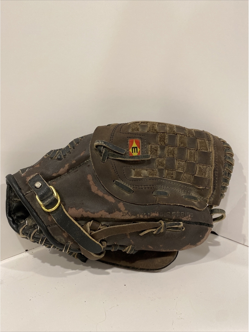 Easton Brown Baseball Mitt Throw Right EX 517 11 inch pattern